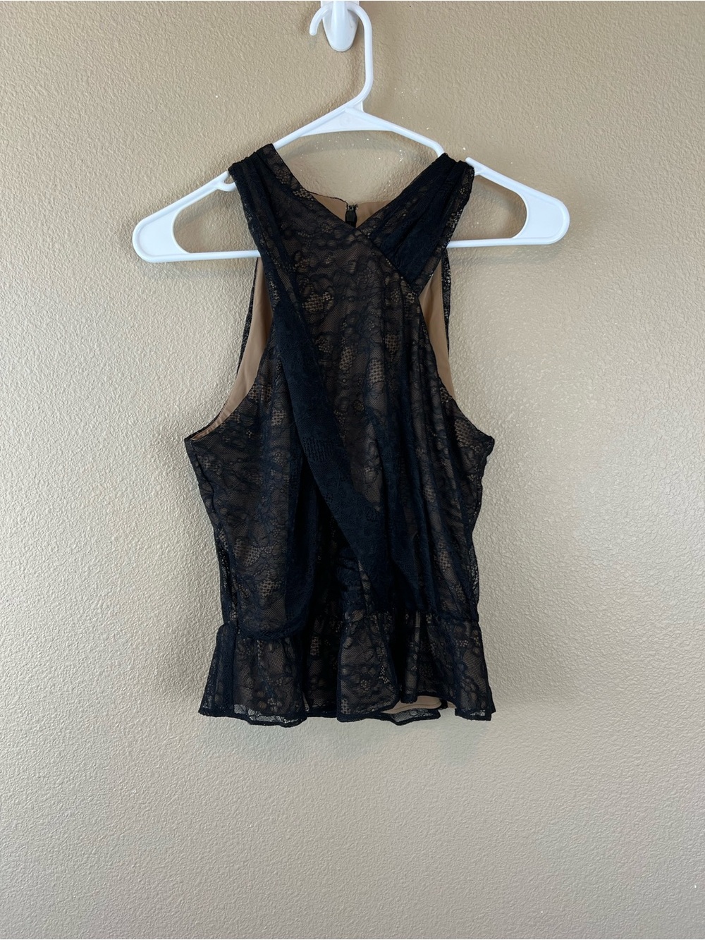 Veronica Beard Kailani Lace Top Sleeveless Blouse - Picture 3 of 10